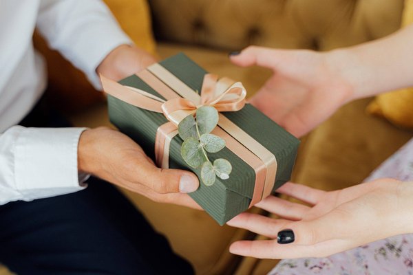 Pourquoi offrir un bijou à une femme est toujours une bonne idée ?