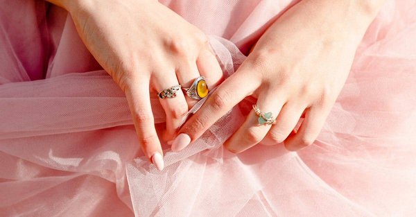 Bagues pour femmes : quelle matière choisir ?